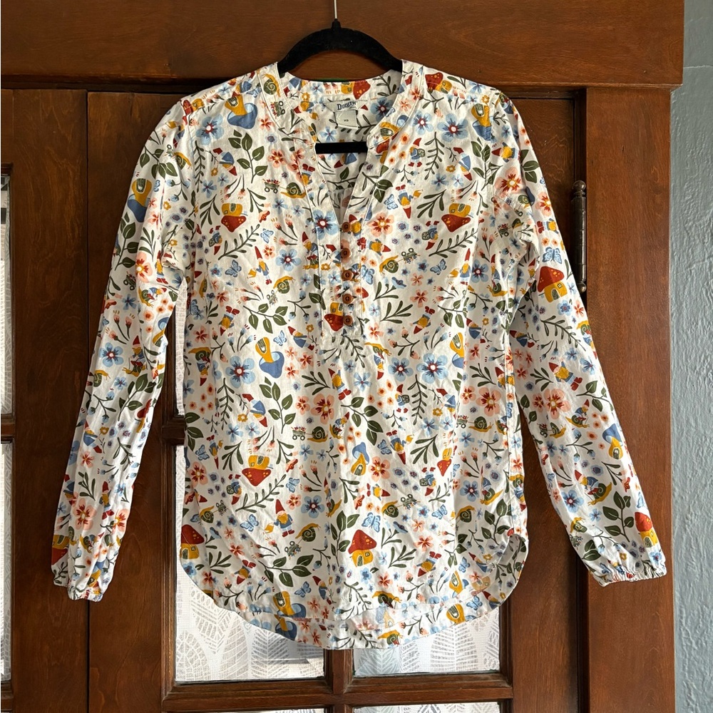 Duluth Trading Co. Women's Artisan Hemp Tunic in Gnome Mushroom Floral Print